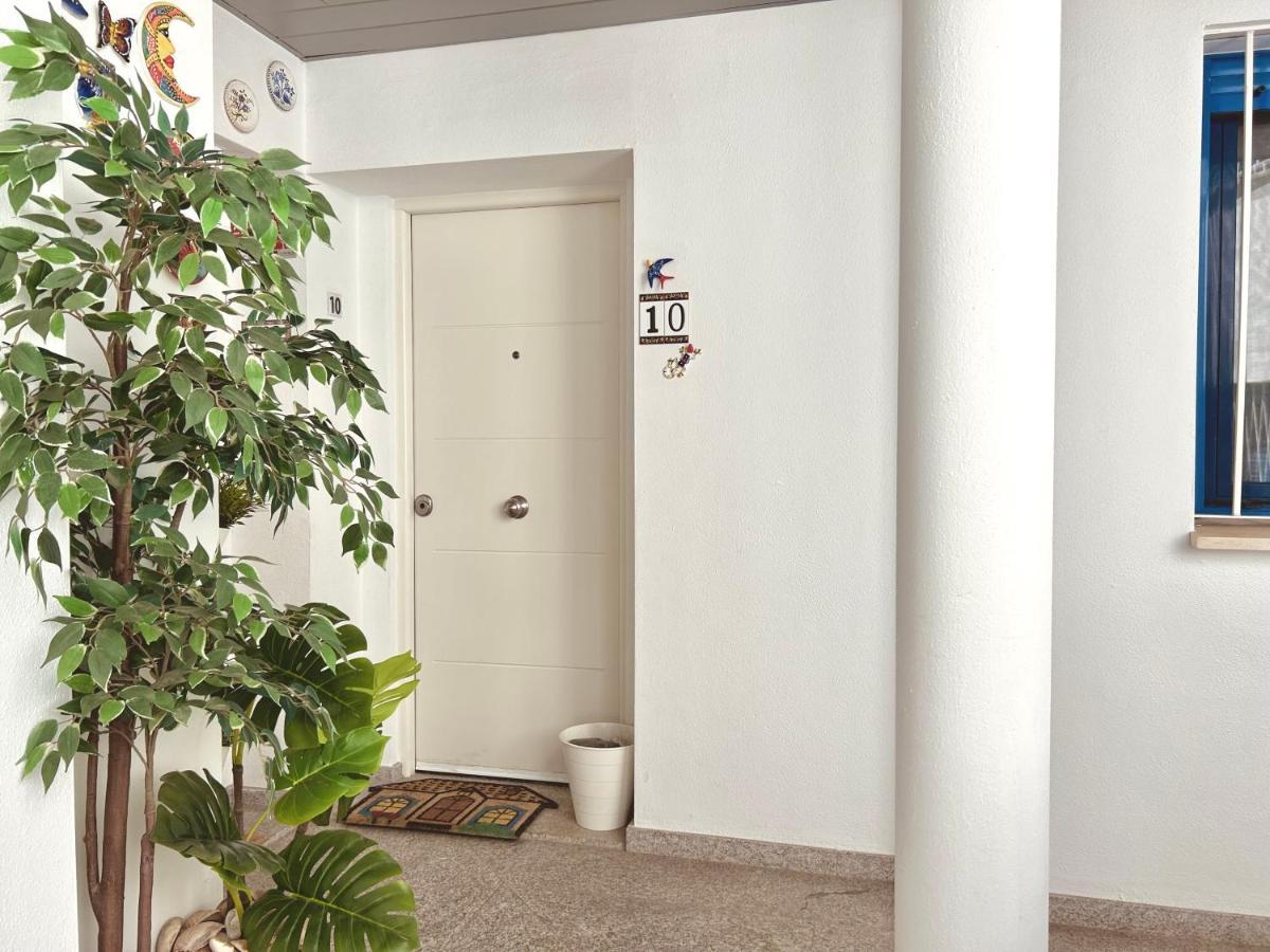 פואנגירולה Sarah Apartment מראה חיצוני תמונה