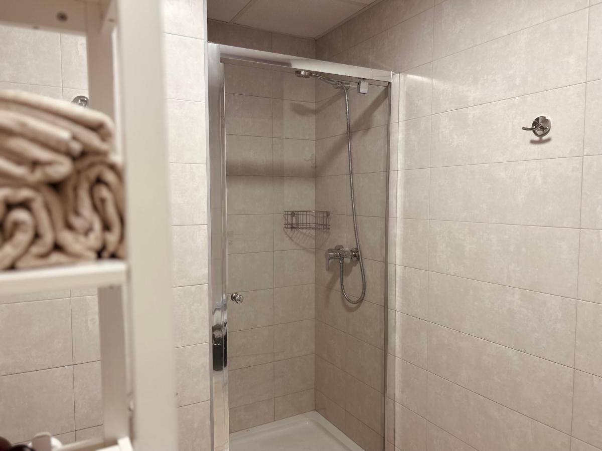 פואנגירולה Sarah Apartment מראה חיצוני תמונה